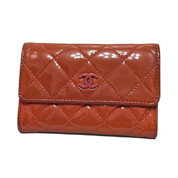 CHANEL Matelasse - Orange Patent Leather Business Card Holder 250-072125 - Picture 1 of 4